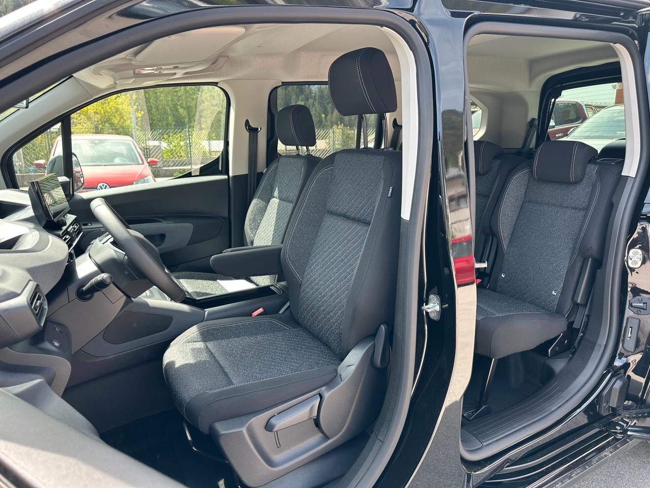 Peugeot Rifter Mix BlueHDi 1.5 100 S&S Allure Standard