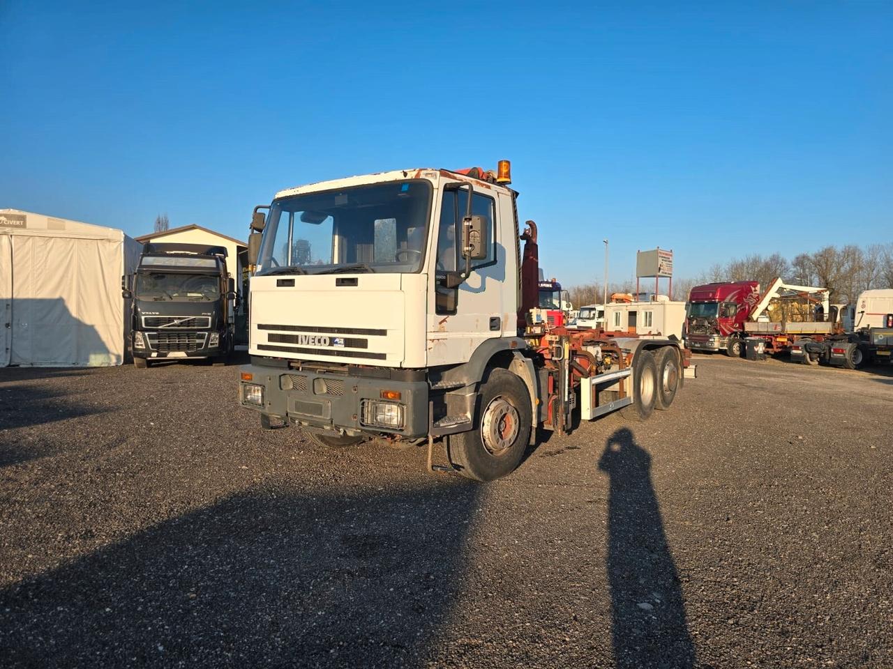 AUTOCARRO SCARRABILE MACCHINA OPERATRICE