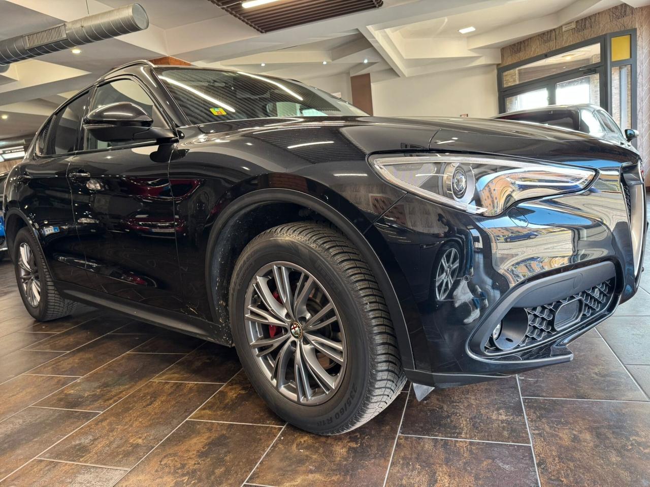 Alfa Romeo Stelvio 2.2 Turbodiesel 210 CV AT8 Q4 Super