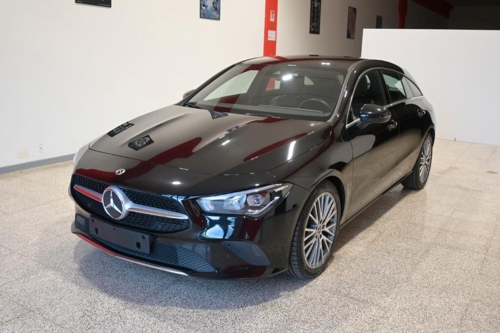 MERCEDES-BENZ CLA SHOOTING BRAKE 180D 115CV AUTOMATIC BUSINESS SOLUTION ( FARI LED - PELLE - AMBIENT LIGHTS - CRUISE - NAVI PREMIUM - PARK ASSIST - CERCHI 18 )