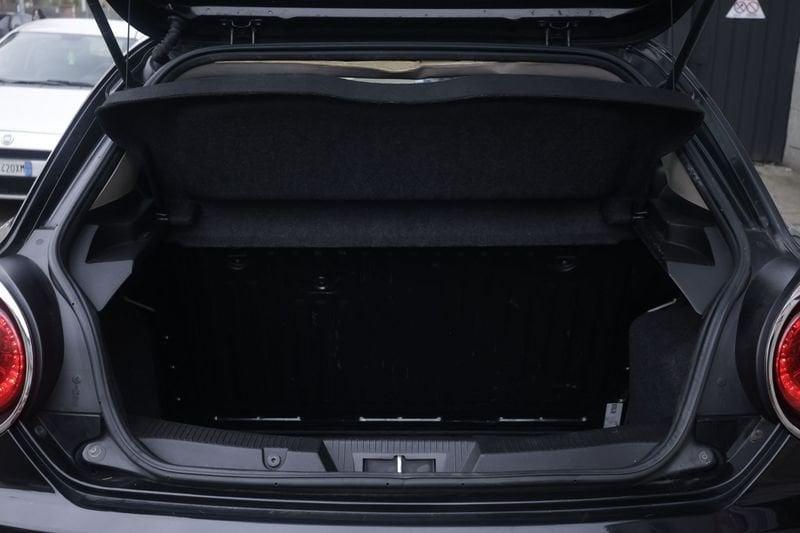 Alfa Romeo MiTo Alfa Romeo MiTo 1.6 JTDm 16V Distinctive 88KW ANNO 2011