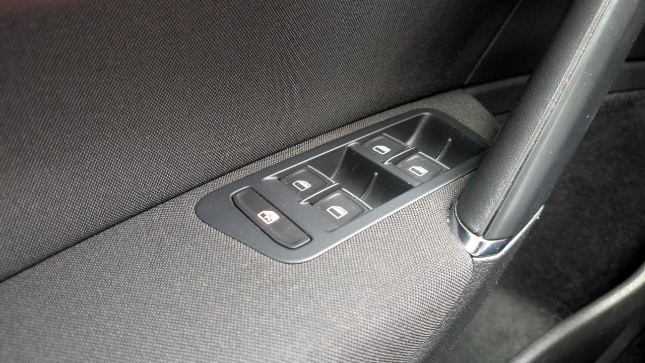Volkswagen Golf 2.0 TDI 5p. Highline BlueMotion Technology