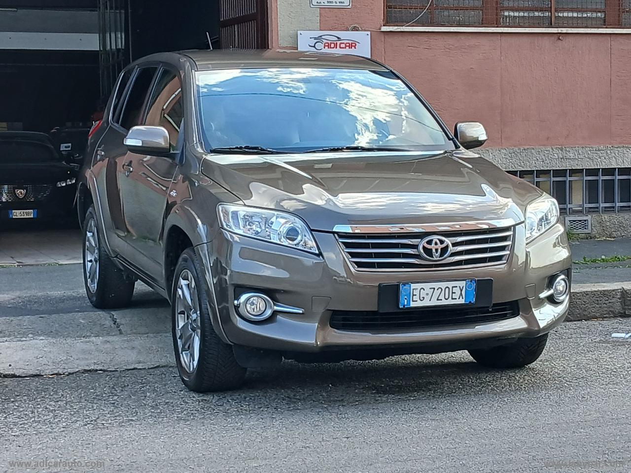 TOYOTA RAV4 Crossover 2.2 D-Cat A/T 150CV