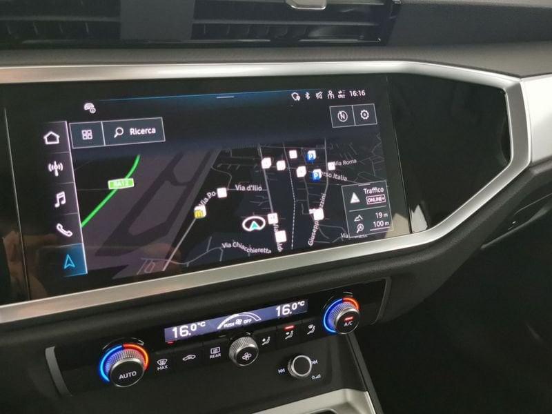 Audi Q3 40 2.0 tdi Business quattro 190cv s-tronic