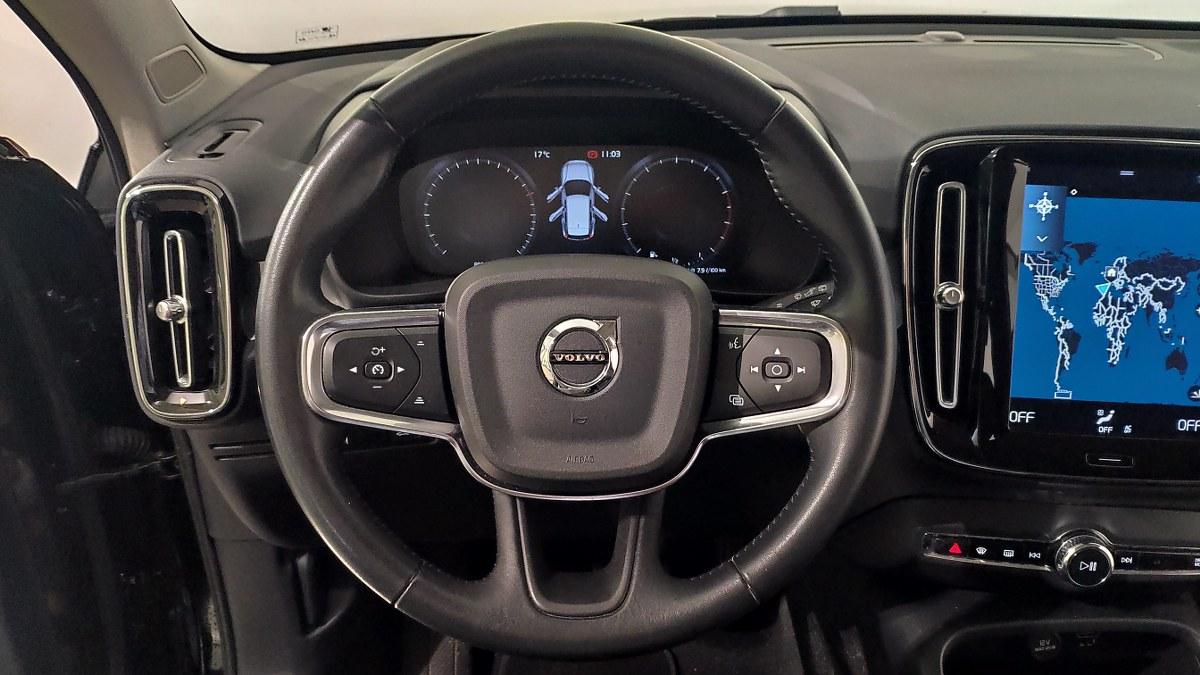 VOLVO Xc40 T2 Geartronic Momentum Pro