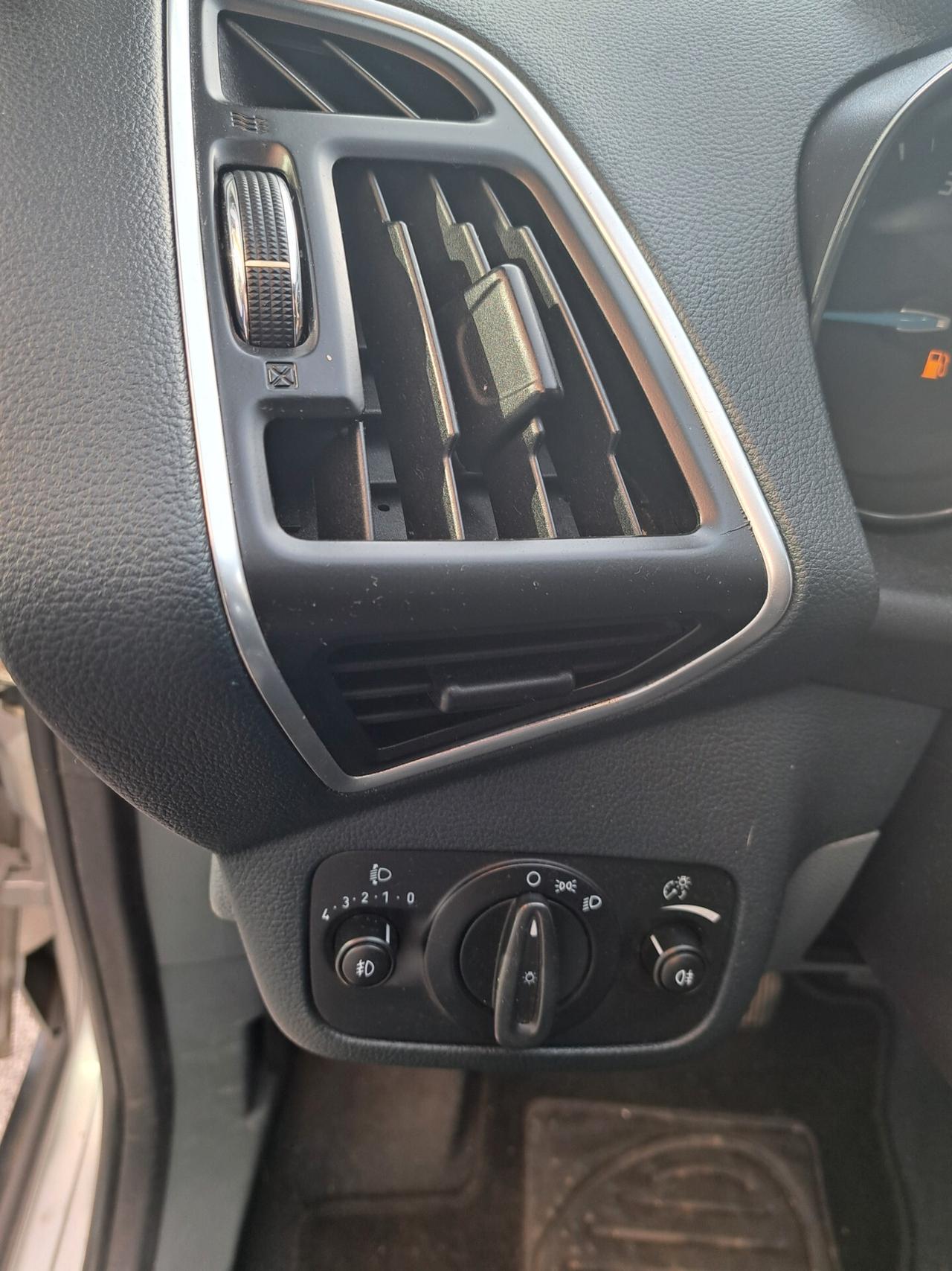 Ford C-Max 1.6 TDCi 115CV Titanium