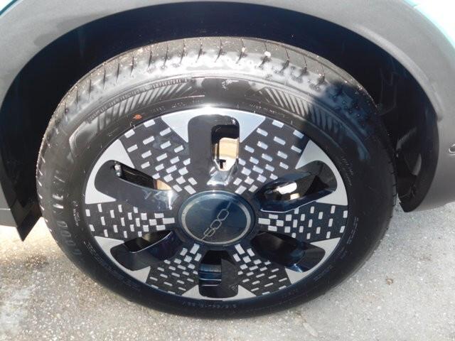 Fiat 600 Hybrid 100 CV DCT MHEV La Prima