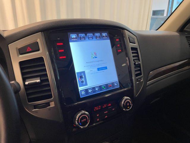 MITSUBISHI Pajero 3.8 4WD Gold Panorama Leder Alu