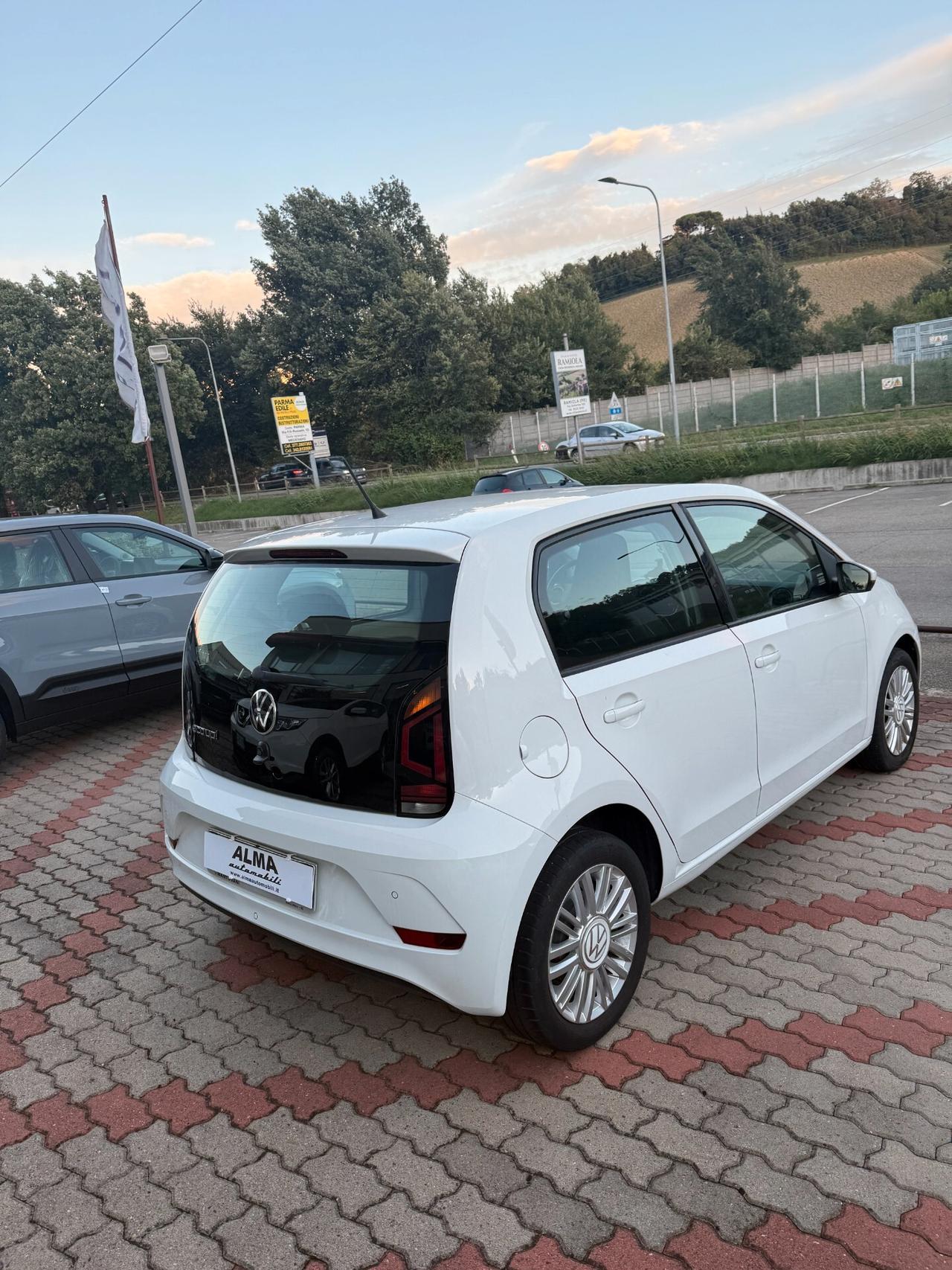 Volkswagen up! 1.0 5p. eco move BlueMotion Technology