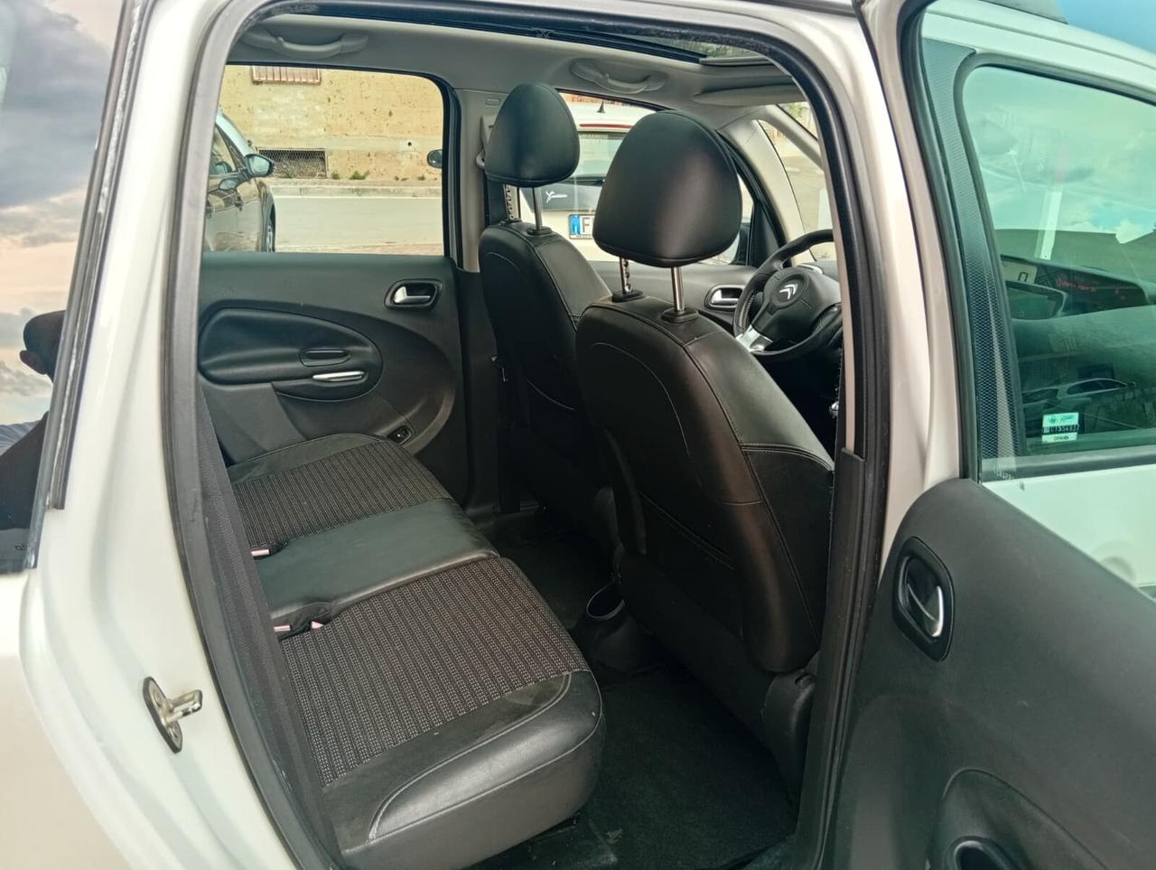 Citroen C3 Picasso 1.6cc diesel 12 mesi garanzia-2013