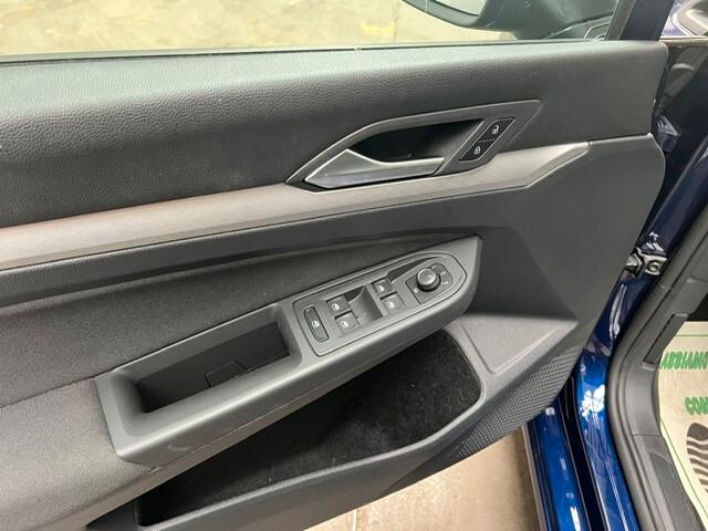 Volkswagen Golf 1.0 TSI EVO Life NEOPATENTATI-RETROCAMERA