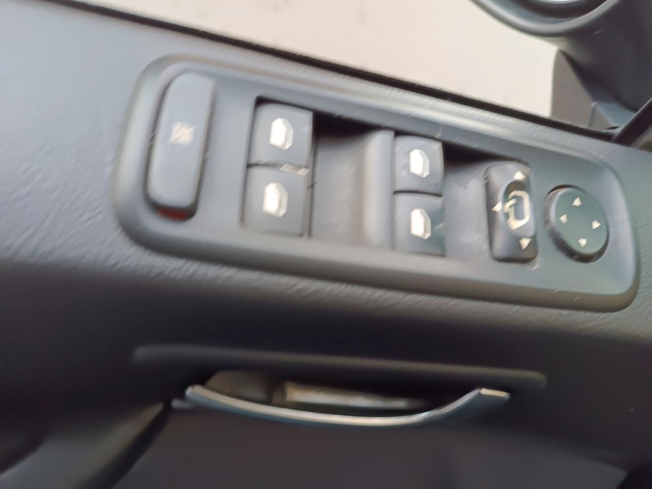 Peugeot 807 2.0 HDi 136 CV autocarro 5 POSTI full