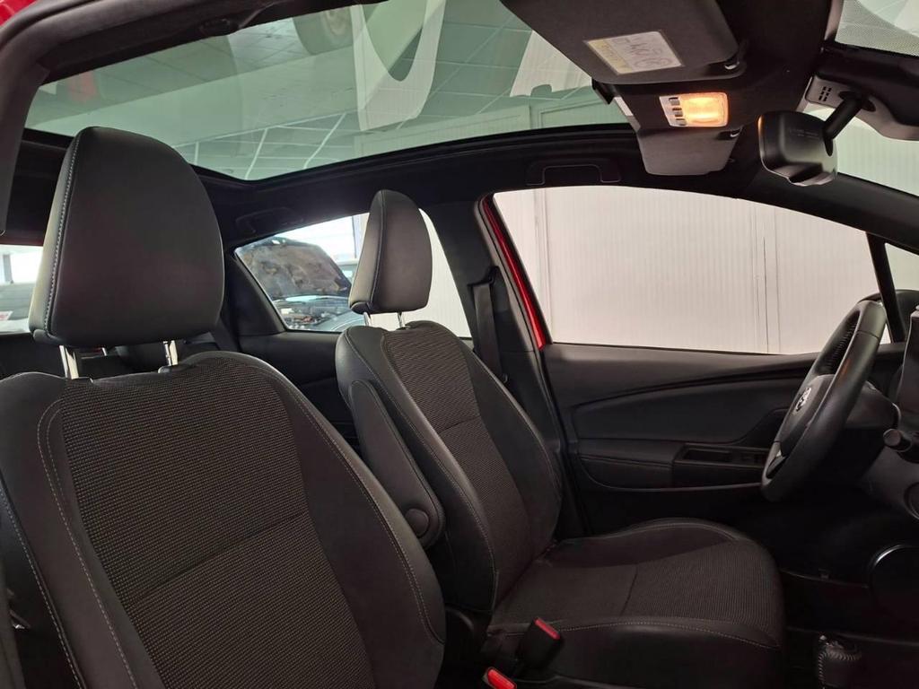Toyota Yaris 5 Porte 1.5 VVT-i Hybrid Style E-CVT