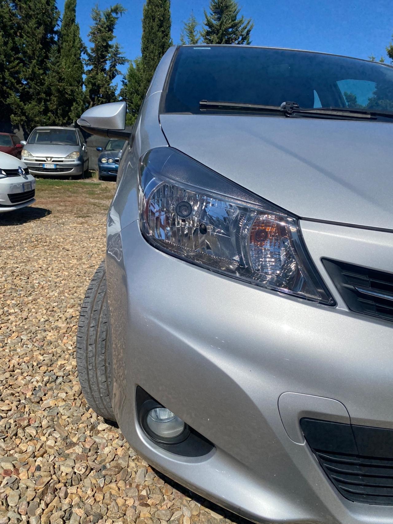 Toyota Yaris 1.0 5 porte Lounge