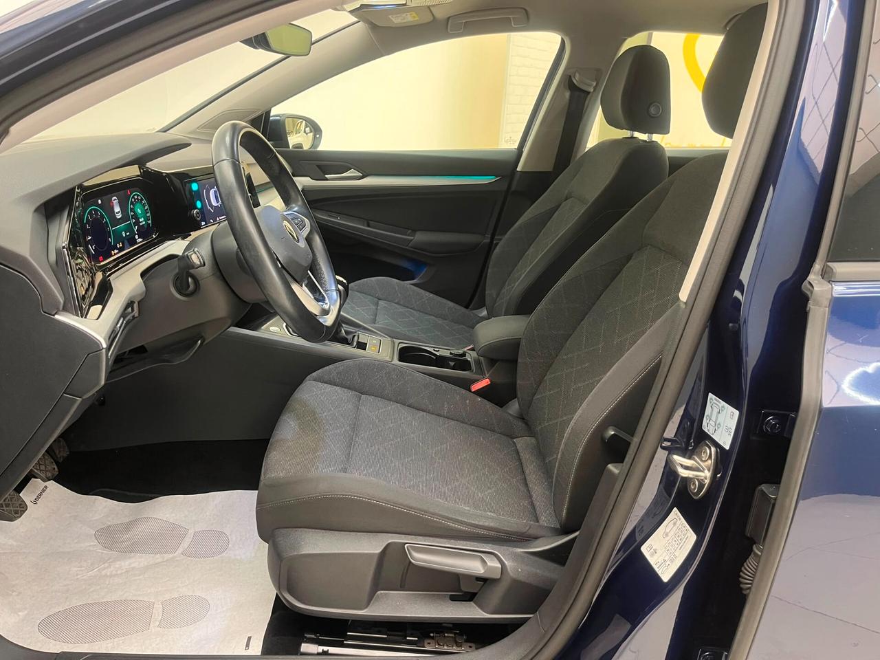 Volkswagen Golf, VIII 2021 1.0 tsi evo Life 110cv *IVA ESPOSTA*