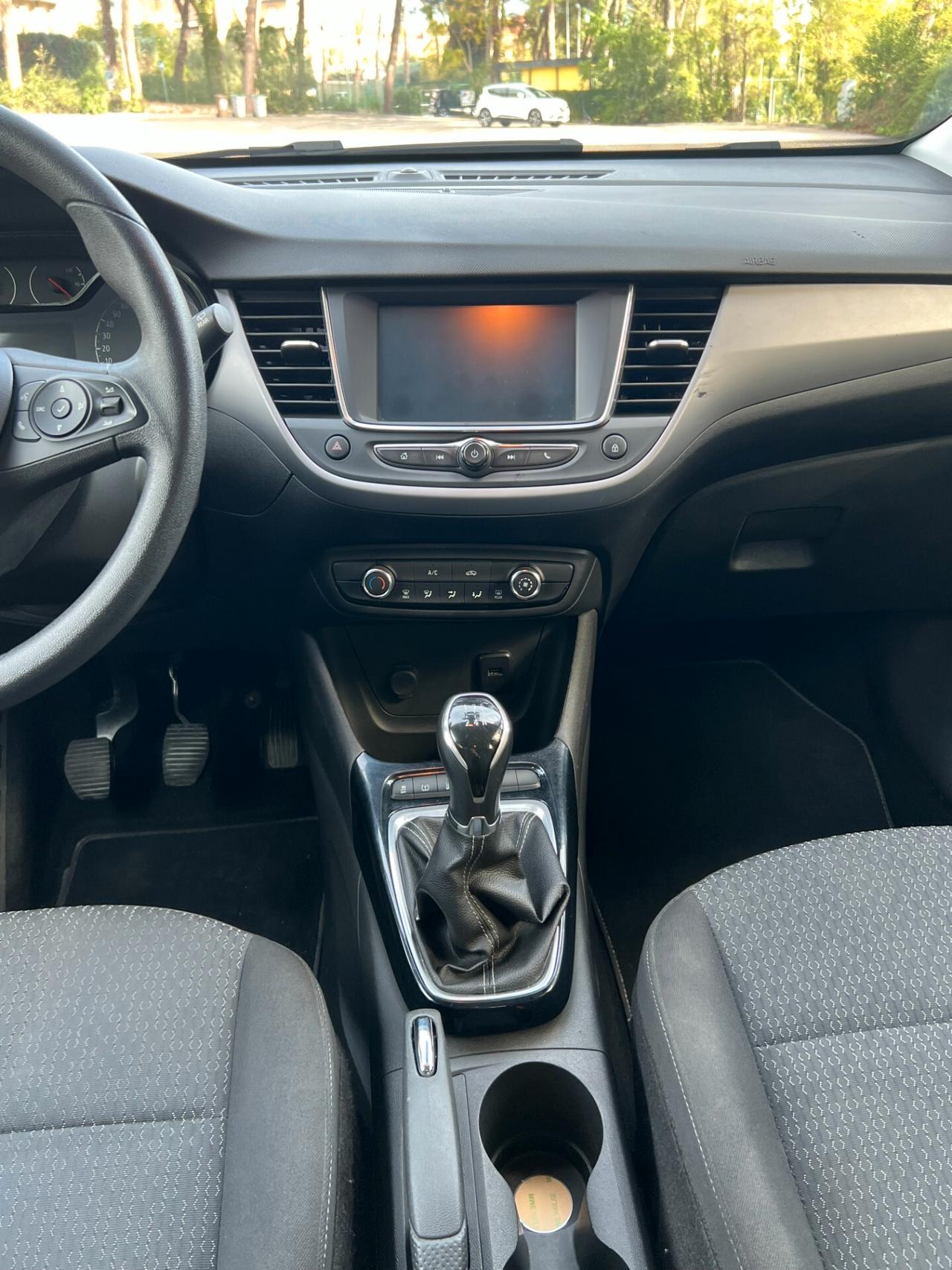 Opel Crossland X 1.2 12V Advance