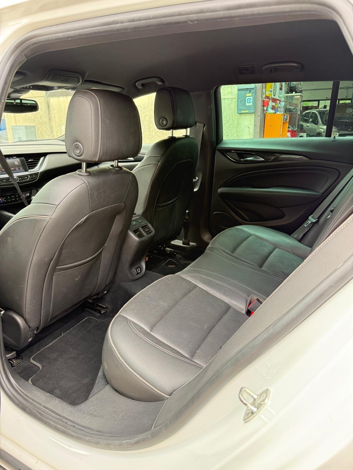 Opel Insignia 2.0 CDTI S&S aut. Country Tourer