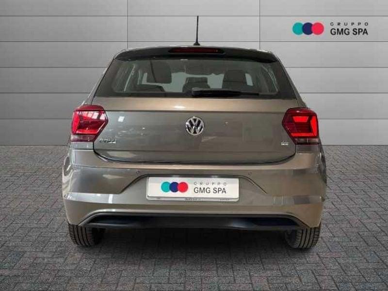 Volkswagen Polo VI 2017 5p 1.0 mpi Comfortline 75cv