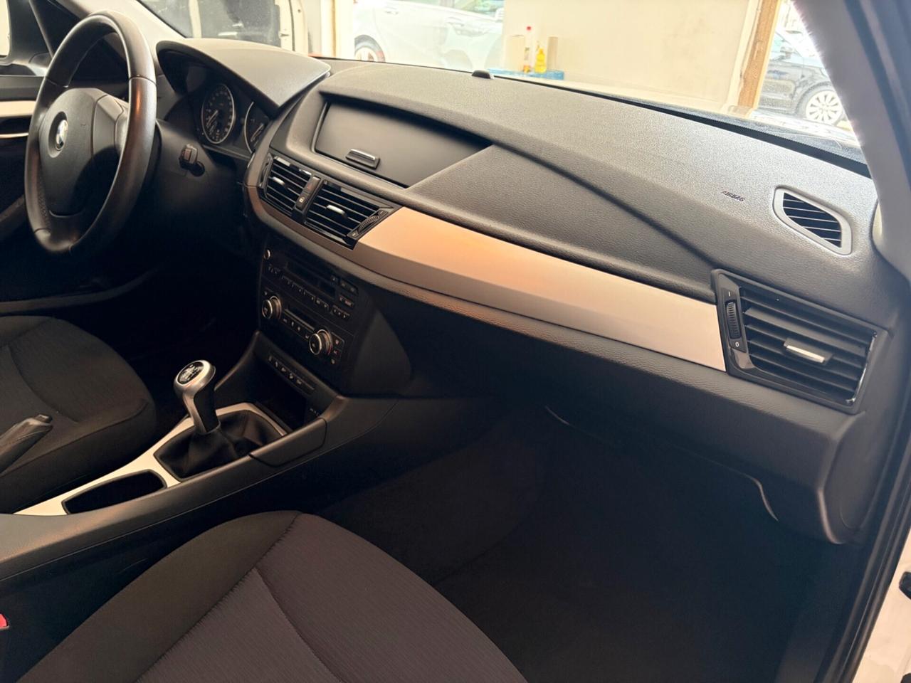 BMW X1 sDrive18d SPORT LINE 130.000 KM