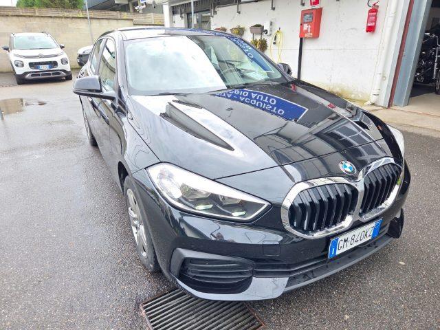 BMW 116 d 5p. Business Advantage