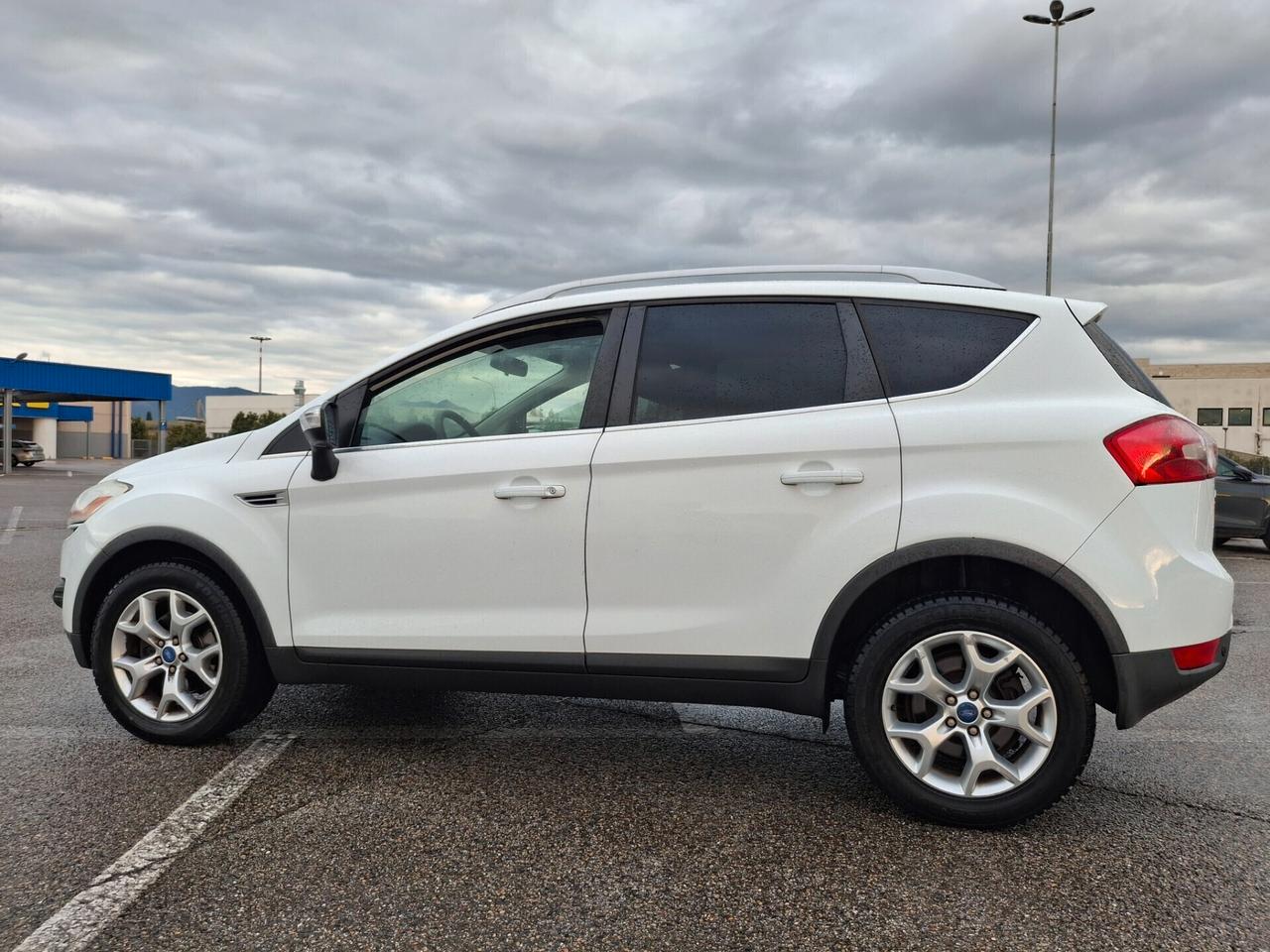 Ford Kuga 2.0 TDCi 140 CV. Titanium*GARANZIA 12 MESI*