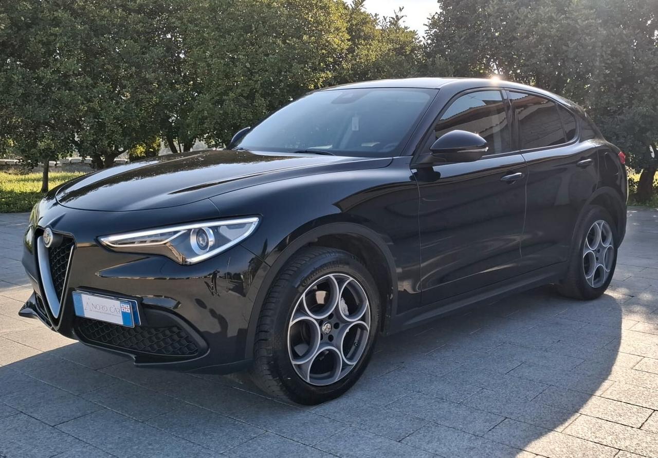 Alfa Romeo Stelvio 2.2 Turbodiesel 190 CV AT8 Q4 Sport-Tech