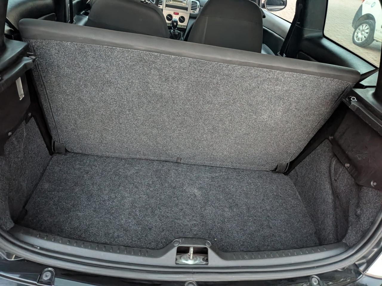 Lancia Ypsilon 1.2 69 CV Diva