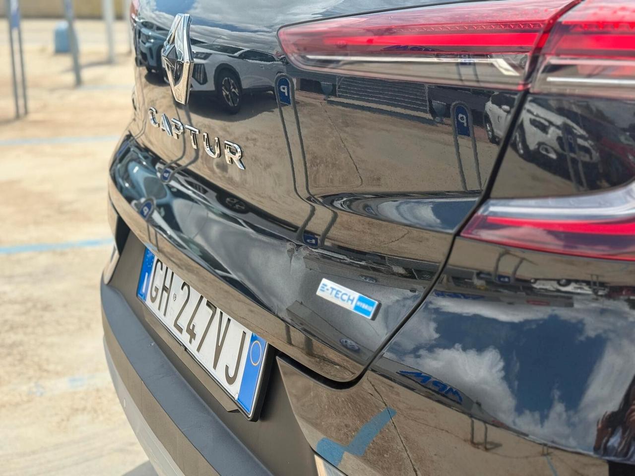 RENAULT CAPTUR RIVE GAUCHE 1.6 HYBRID 145CV CAMBIO AUTOMATICO