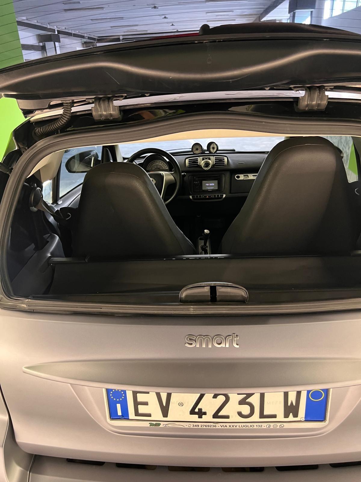 Smart ForTwo 1000 52 kW MHD coupé pure