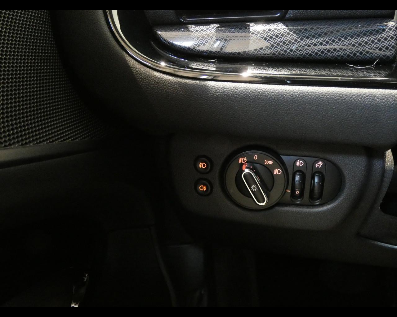 MINI Mini Clubman (F54) - Mini 2.0 Cooper SD Yours Clubman ALL4