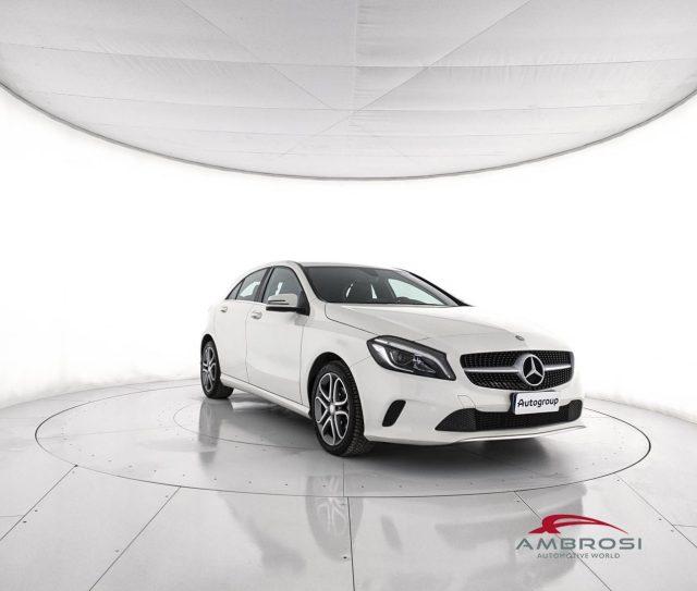 MERCEDES-BENZ CLA sse A 180 d Sport