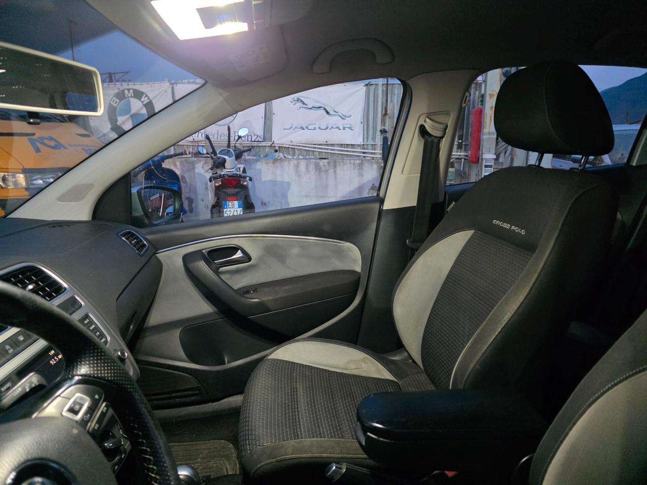 Volkswagen Polo CROSS DSG AUTOMATICA