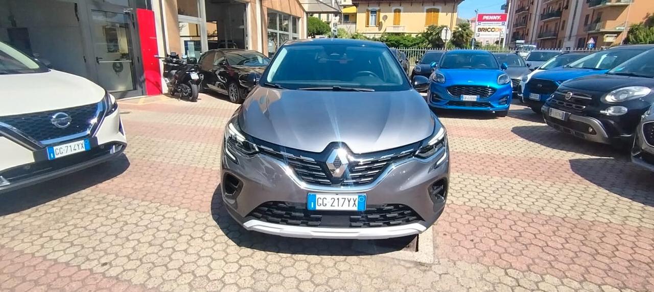 Renault Captur Mild Hybrid 140 CV Intens