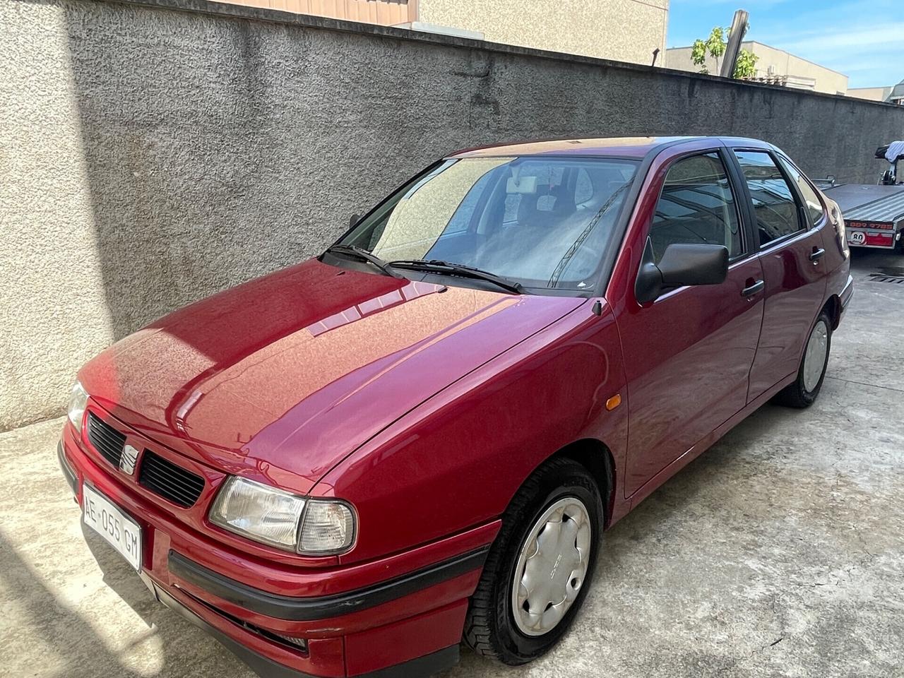 SEAT CORDOBA 1995-1.6i-GLX-BENZINA-UNI PROP 66.000km