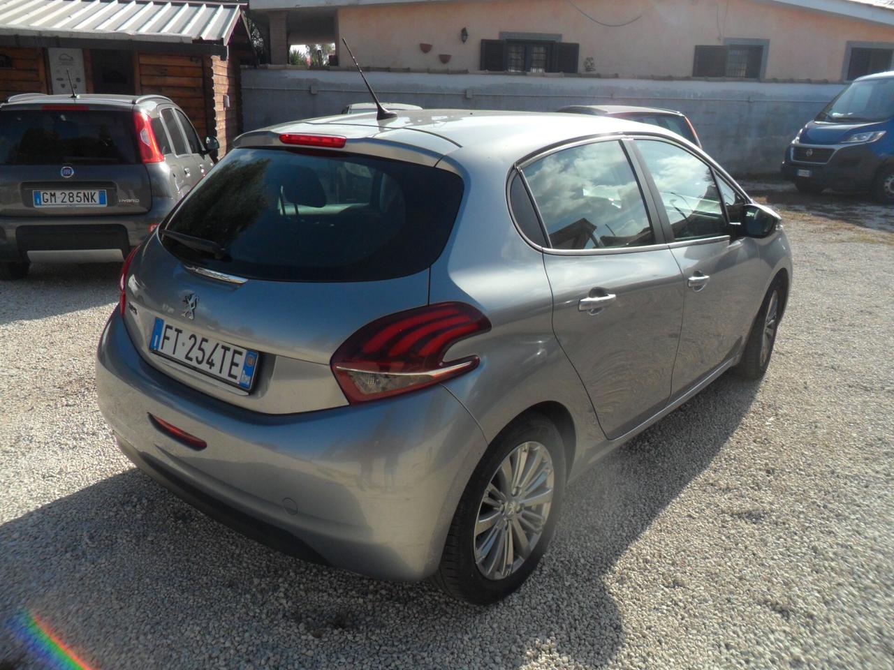 Peugeot 208 PureTech 82 5p. GPL Active