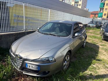 Alfa Romeo 147 1.6 16V TS 3 porte Distinctive