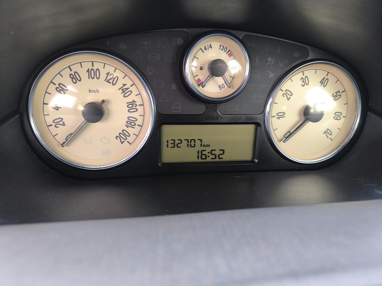 Lancia Ypsilon 1.2 perfetta km originali