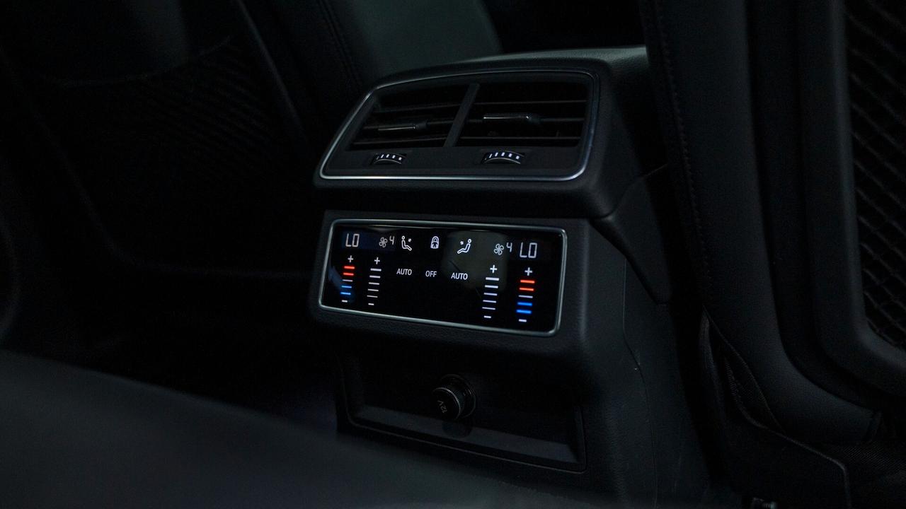 Audi A6 AVANT 40 2.0 TDI 2 X S LINE TRONIC MHEV QUATTRO 19" VIRTUAL CKT MATRIX PELLE NAVI FULL OPT