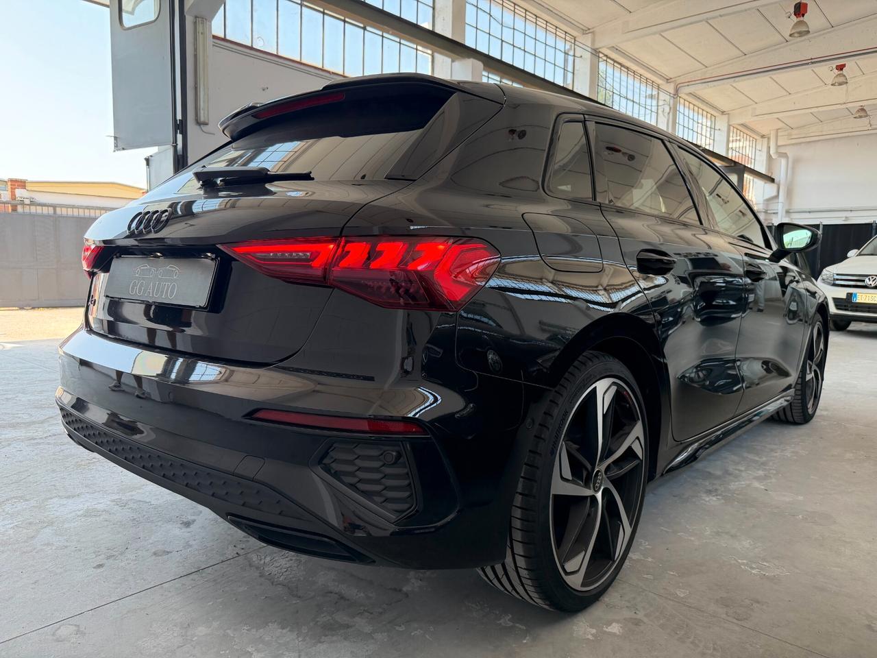 Audi A3 SPB 35 TFSI Identity Black