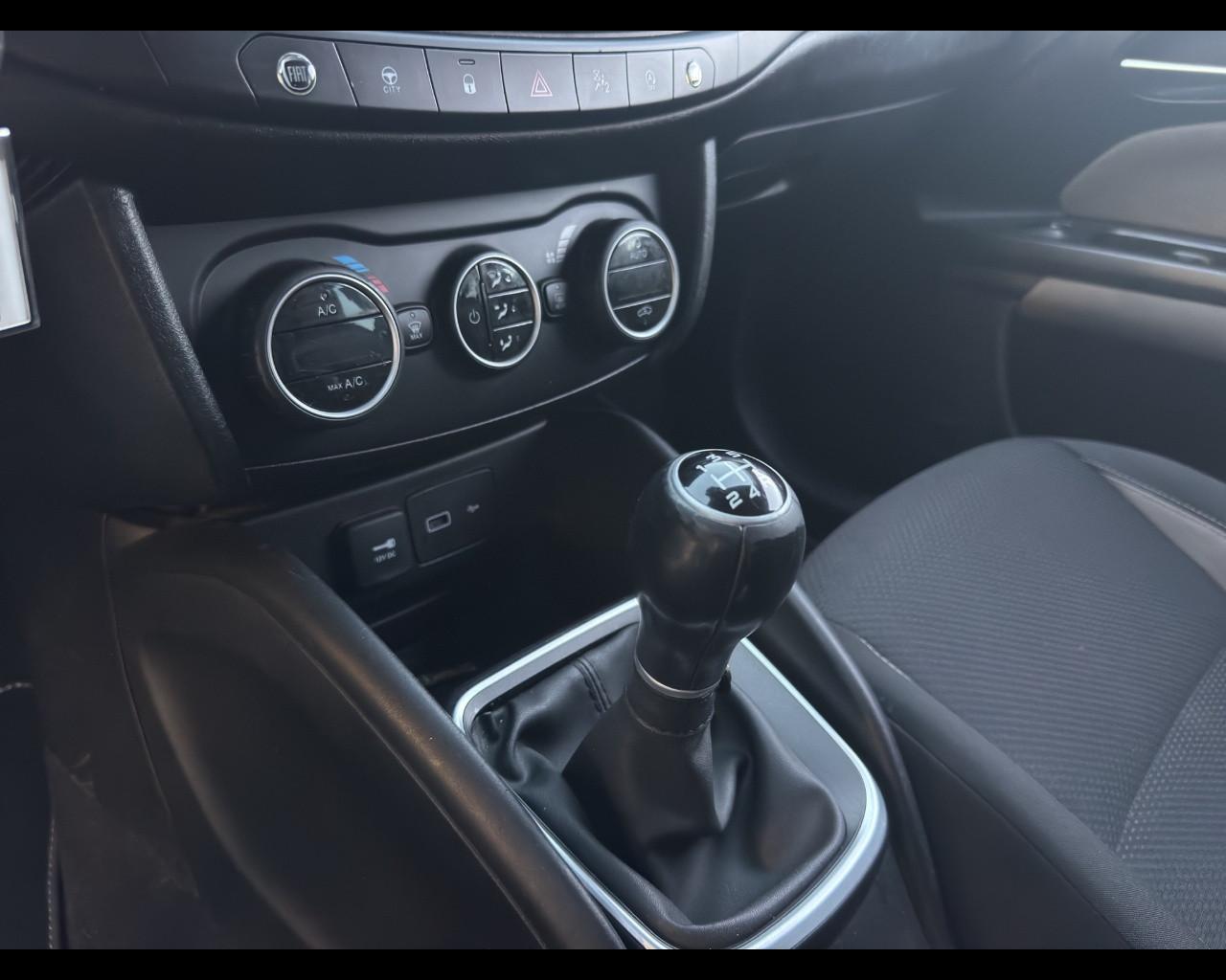 FIAT Tipo (2015-->) - Tipo 1.3 Mjt S&S 5 porte Business