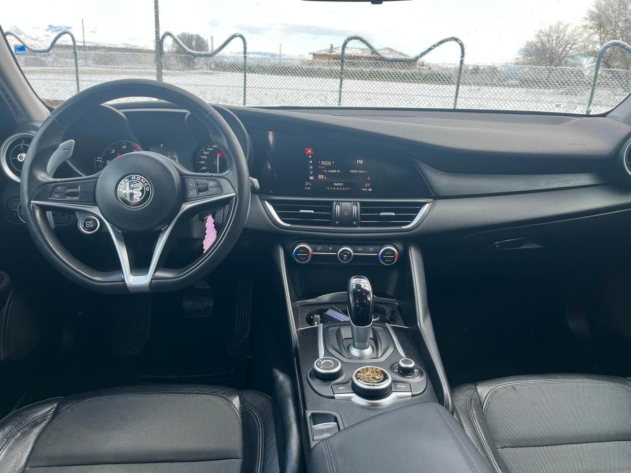 Alfa Romeo Giulia 2.2 Turbodiesel 180 CV Business Sport