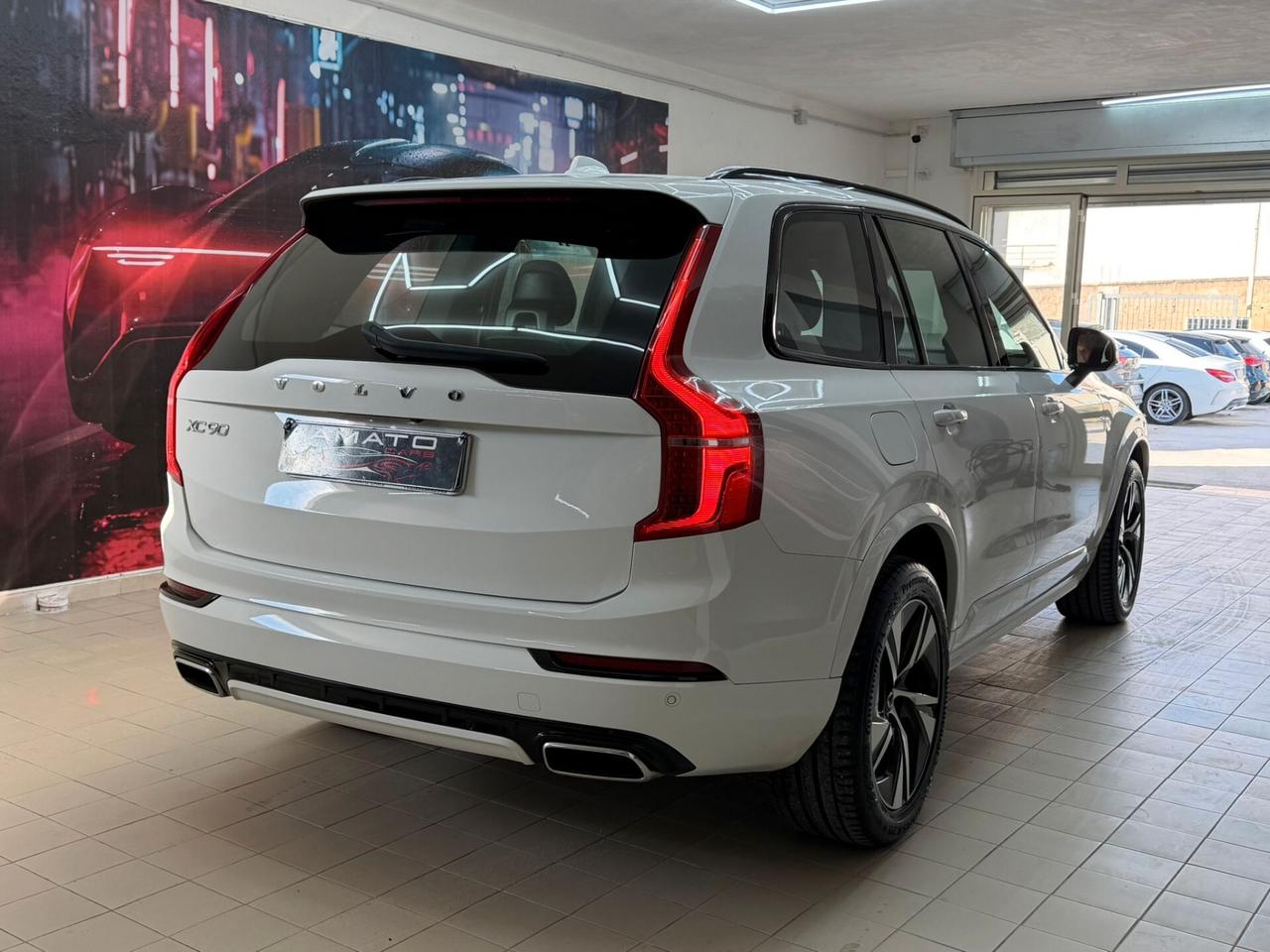 Volvo XC 90 XC90 B5 (d) AWD Geartronic R-design