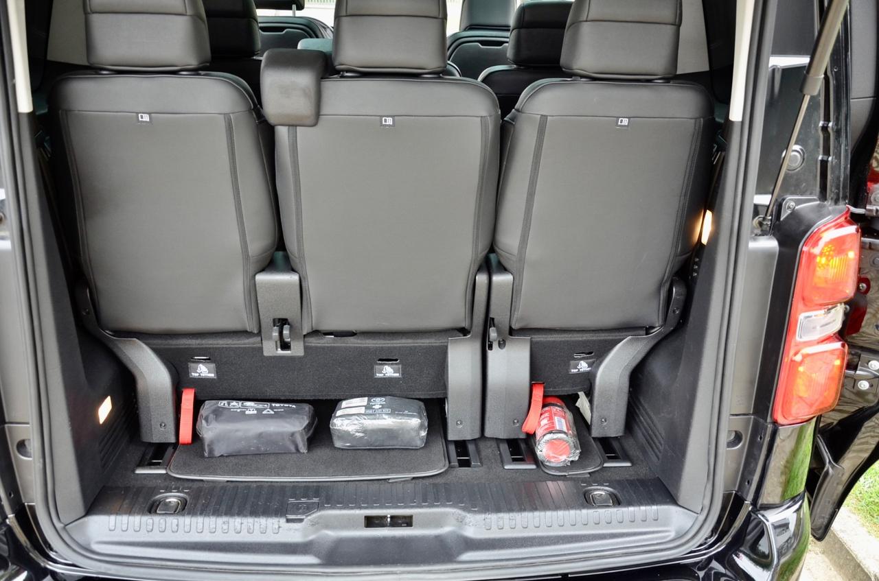 Toyota Proace Verso 1.5D 130cv Luxury 8 posti , compact , Permute