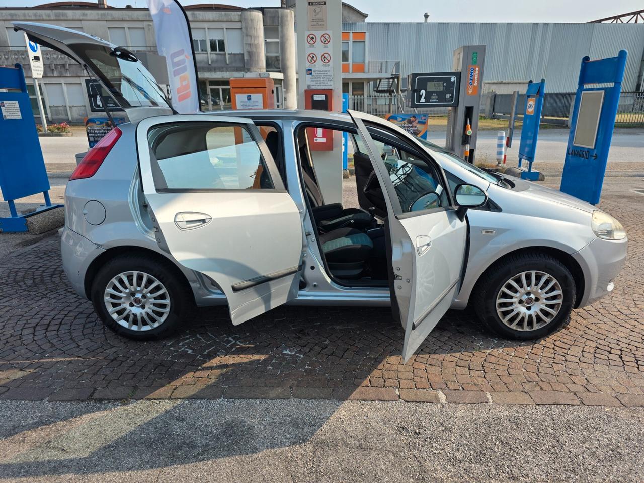 Fiat Grande Punto Grande Punto 1.3MJT 90 3p.Van Dyn. 2pt