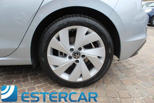VOLKSWAGEN Golf 8 2.0 TDI 150CV DSG Style