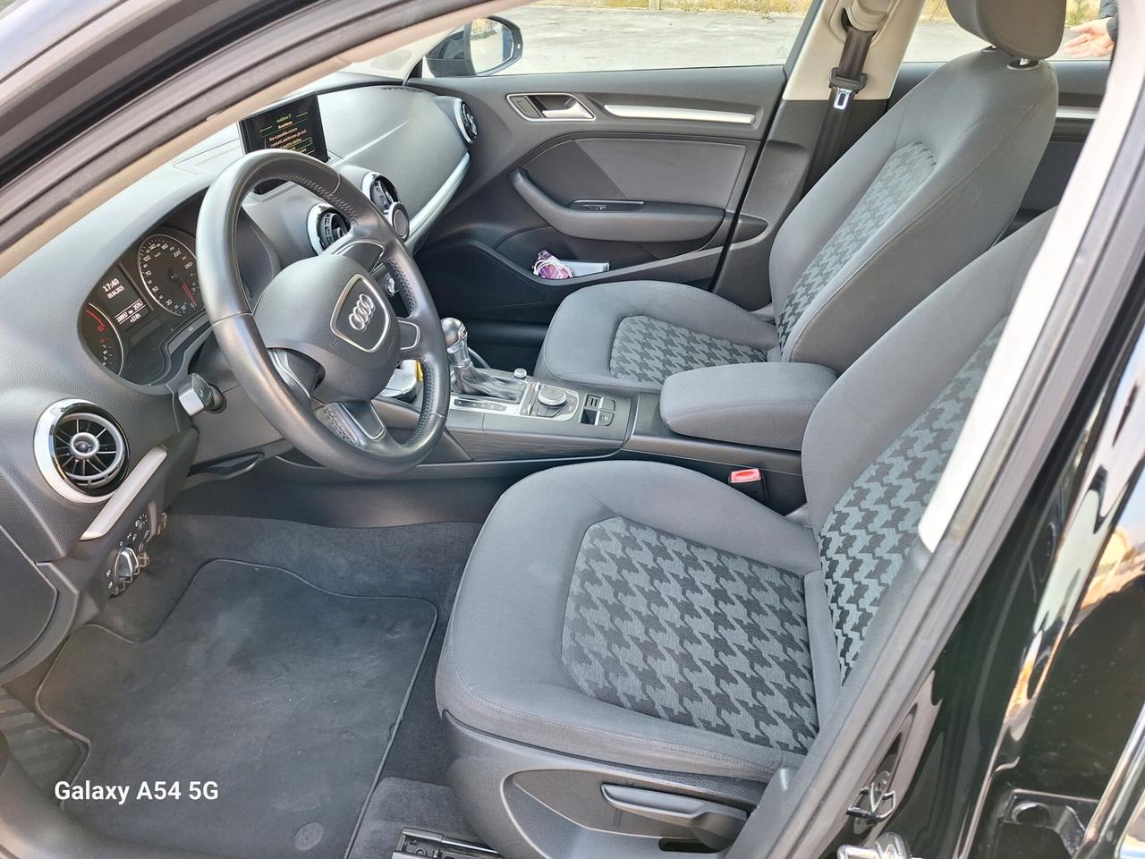 Audi A3 1.6 TDI Attraction S Tronic