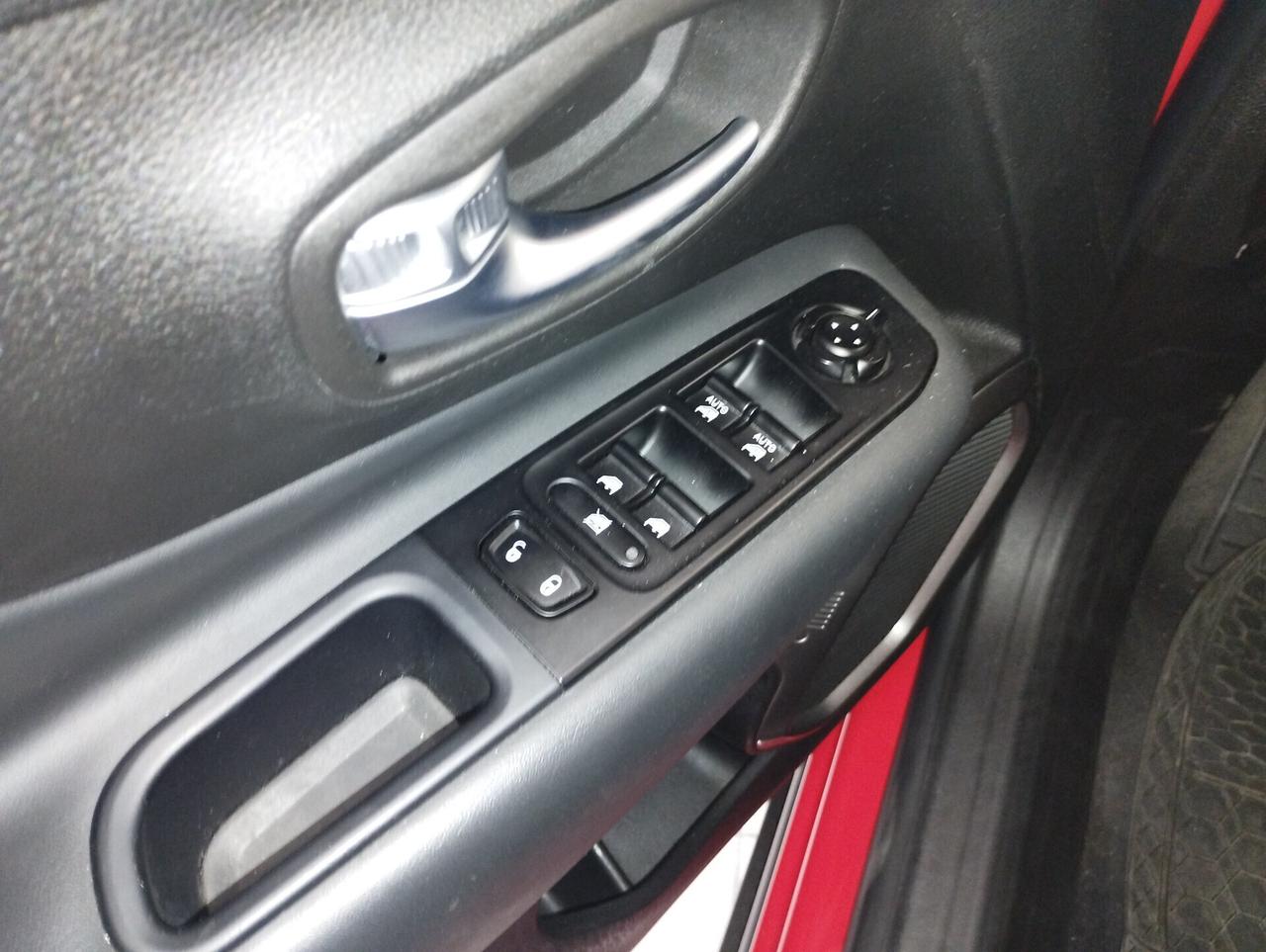 Jeep Renegade 1.6 Mjt 130 CV Longitude