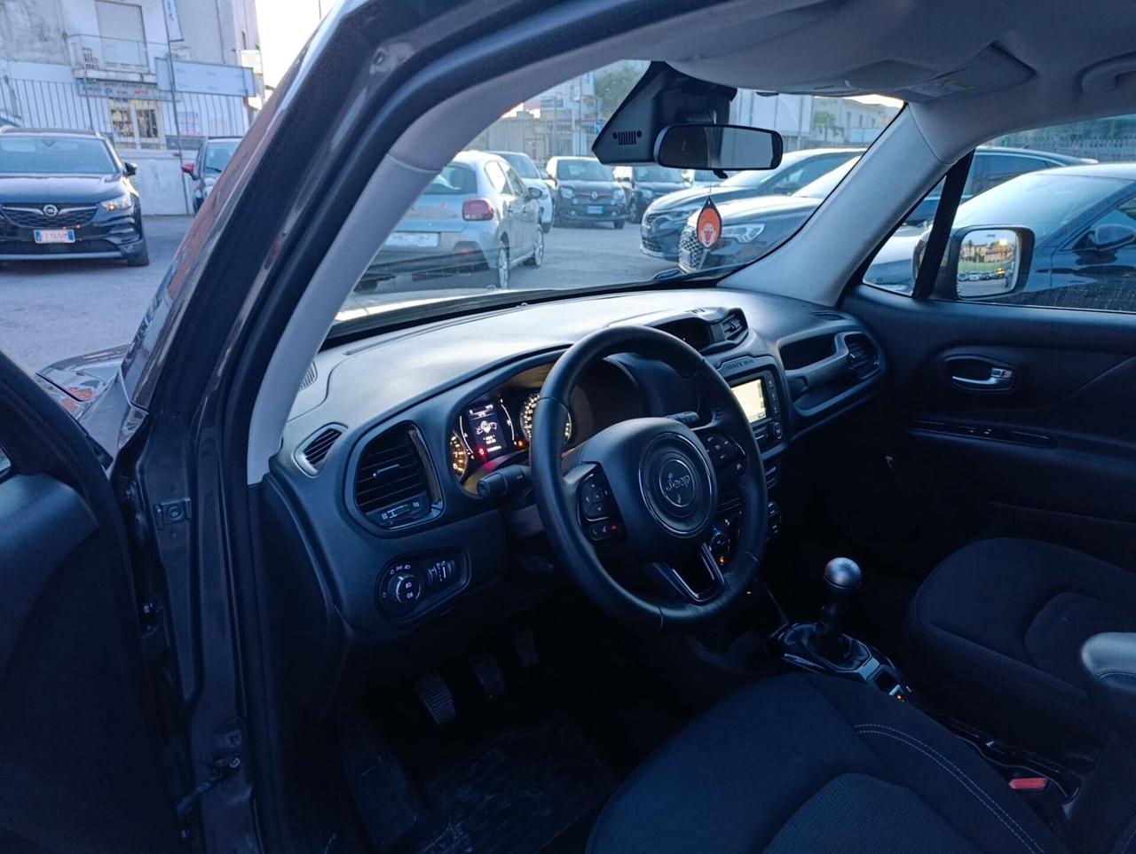 Jeep Renegade 1.6 E-TorQ EVO Longitude