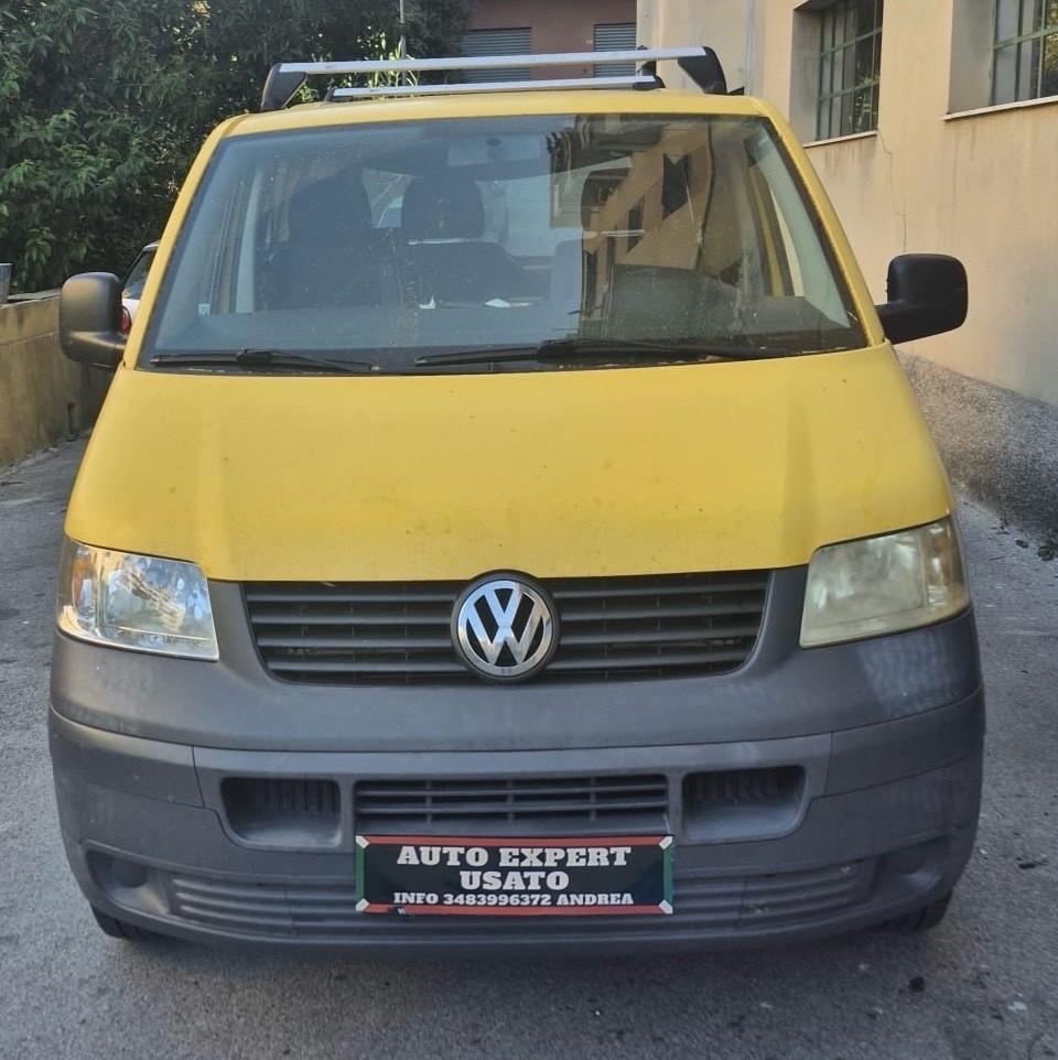 Volkswagen Transporter T5 California 2.0 TDI 2009