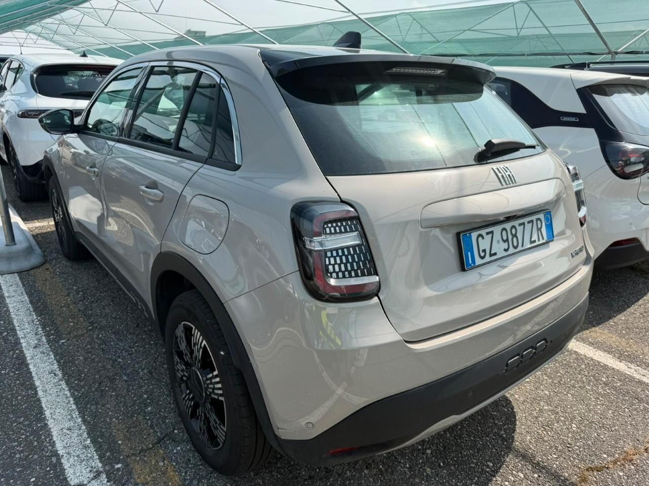 Fiat 600 Hybrid 145 CV DCT MHEV Icon